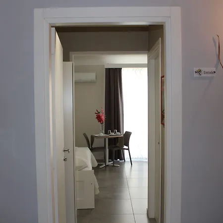 Triscele Glamour 4* Palermo